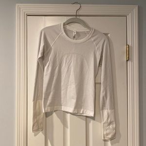 Lululemon Swiftly Tech Long-Sleeve Shirt 2.0 - size 4, white